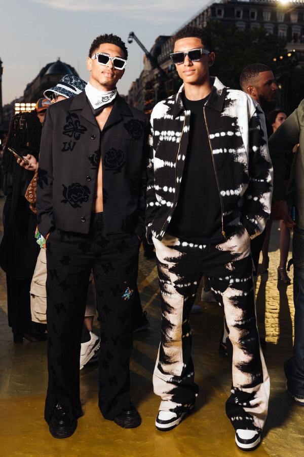 贝林厄姆场外生活:低调少年的商业帝国与个人世界